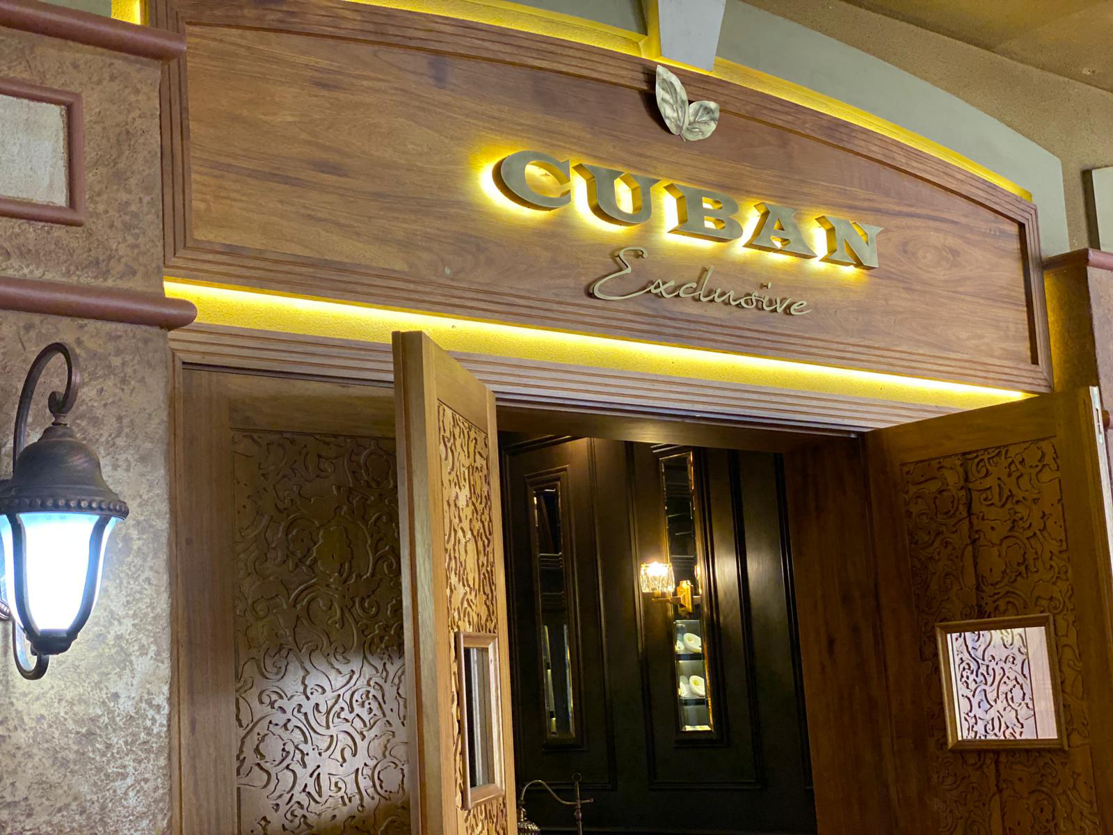 Cuban Exclusive entrance